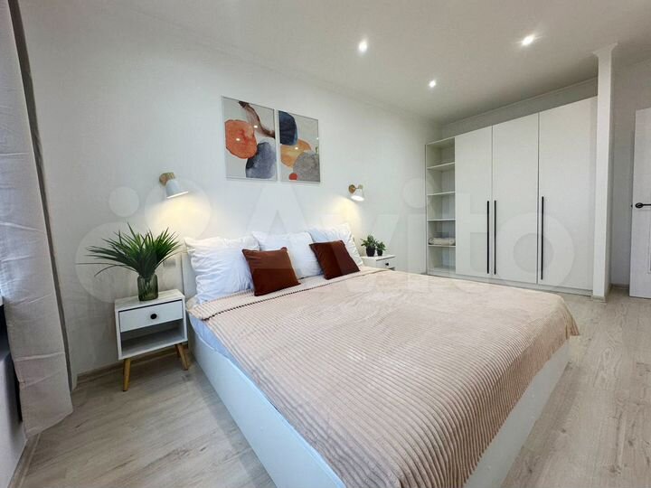 2-к. квартира, 84 м², 17/17 эт.