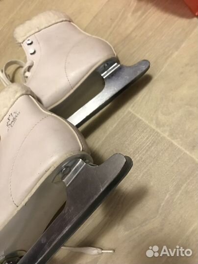 Коньки фигурные детские 33 размер с двумя лезвиями