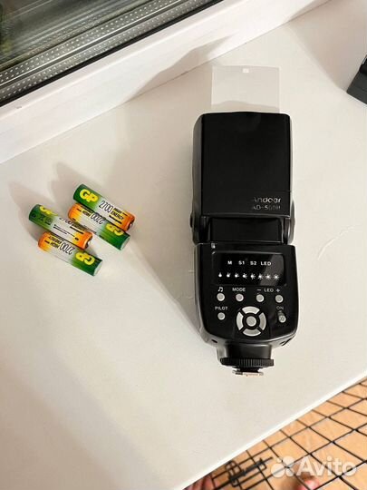 Вспышка Andoer AD-560ll
