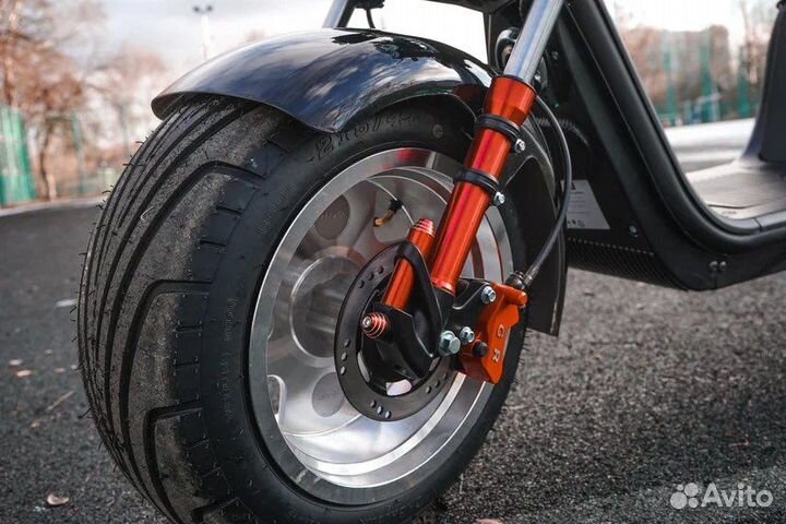 Электроскутер полноприводный