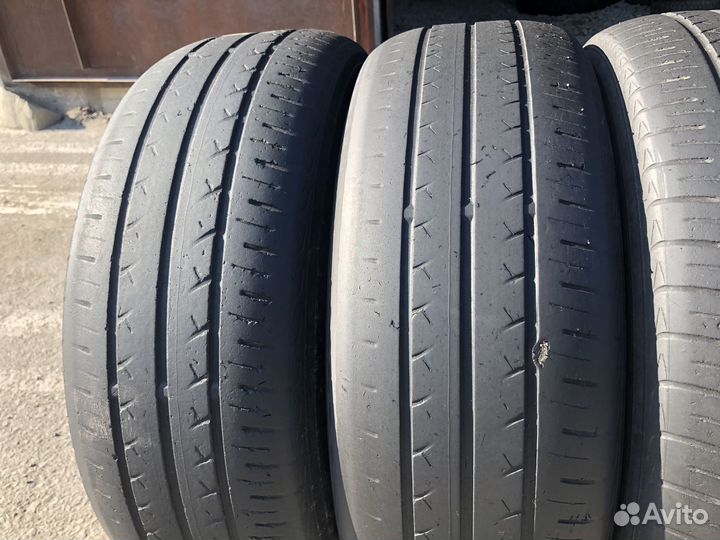 Yokohama BluEarth AE01 215/60 R16