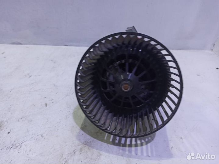 Моторчик печки Форд Focus 3