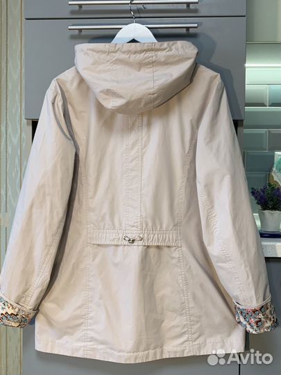 Нежнейшая двусторонняя ветровочка 52-54