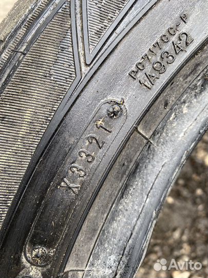 Dunlop SP Sport Maxx 050 215/55 R16