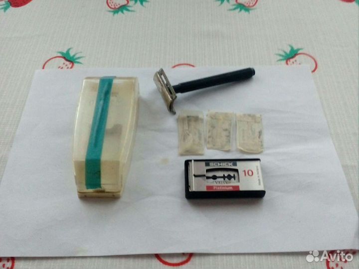 Бритвенный станокСсср с лезвиями