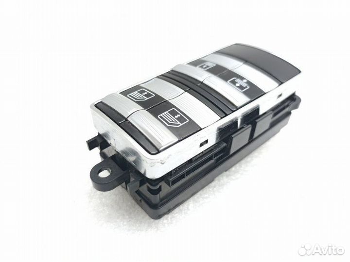 Блок управления стеклоподъемниками задний правый