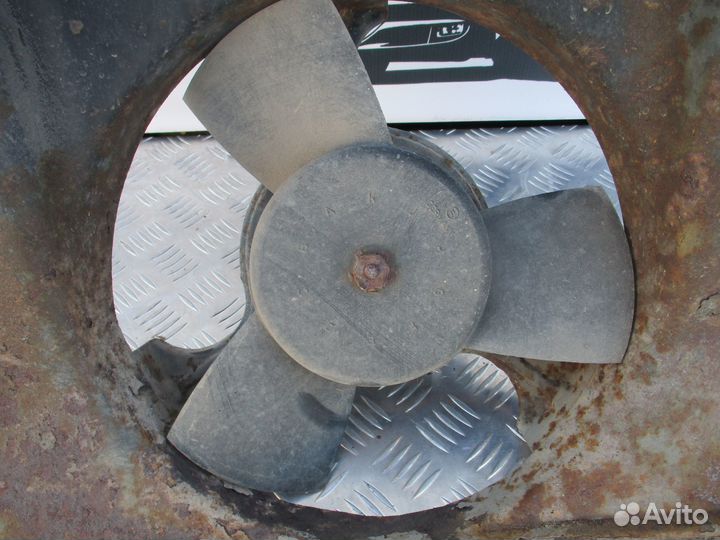 Вентилятор основного радиатора VW Transporter T3