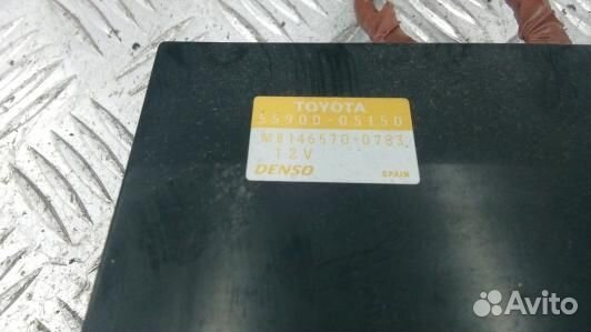 Блок управления печки и климат-контроля toyota ave