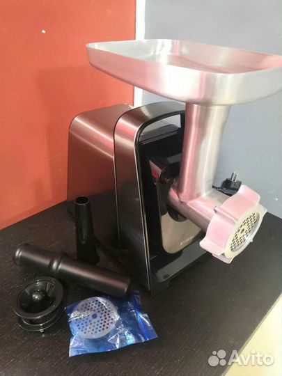 Мясорубка Centek CT-1618 2100 Вт Новая