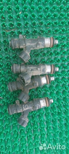 Форсунка топливная Citroen C4 B7