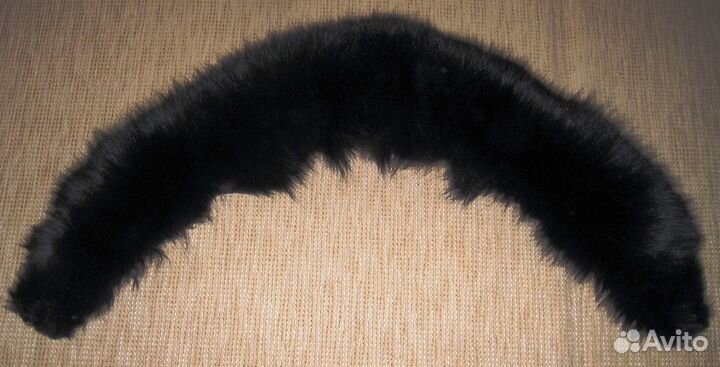 Меховой воротник из песца черный