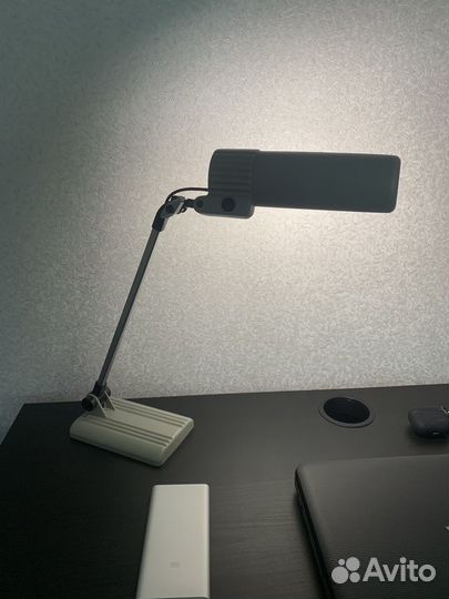 Лампа настольная