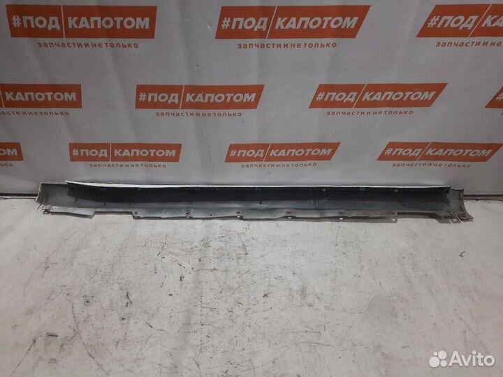 Накладка на порог левая Toyota Avensis 2 (T250)