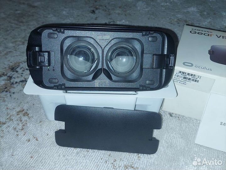 Очки виртуальной реальности. Samsung