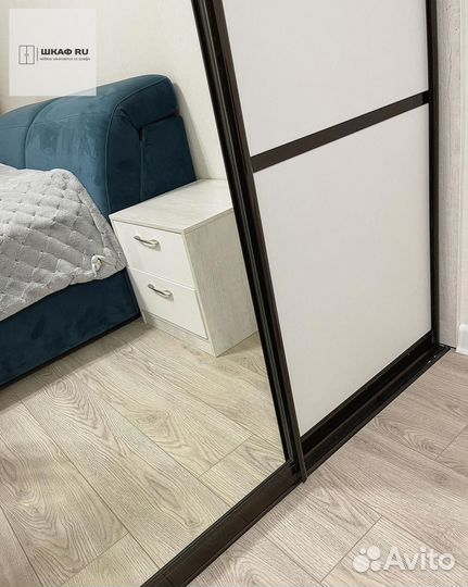 Шкаф распашной с фрезеровкой