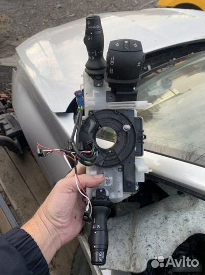 Блок подрулевых переключателей Renault Laguna 3