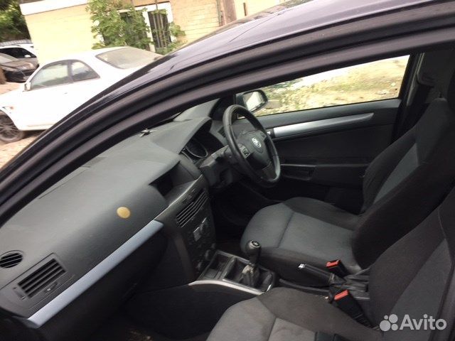 Разбор на запчасти Opel Astra H
