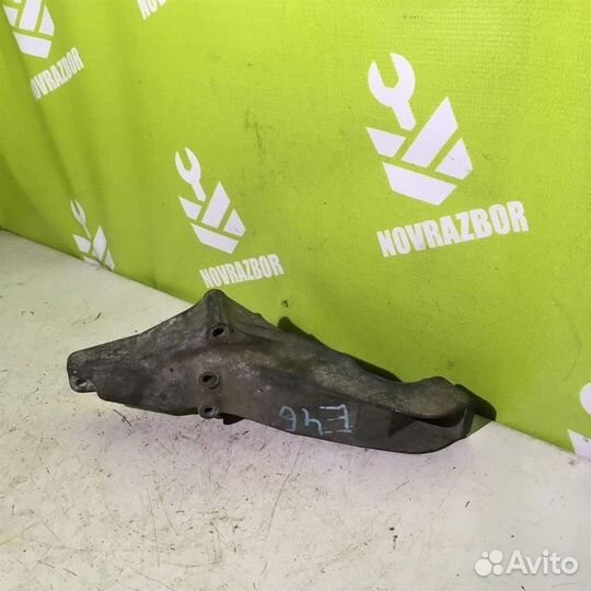 Кронштейн двигателя левый бмв Е46