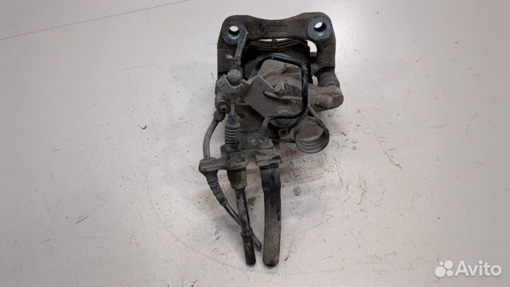 Суппорт Volkswagen Caddy, 2011