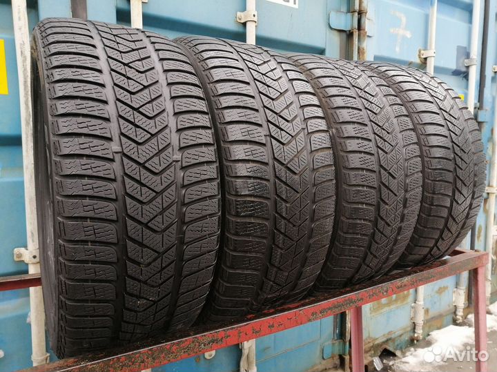 Pirelli Winter Sottozero 3 245/40 R18 97V