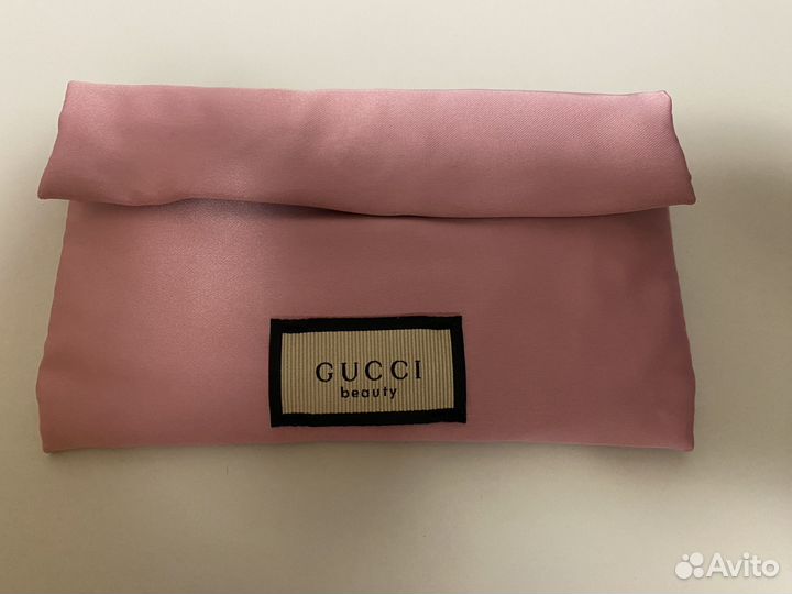 Gucci маска для сна, гребень,тушь