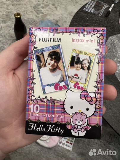 Instax mini Hello Kitty FujiFilms Instant Camera