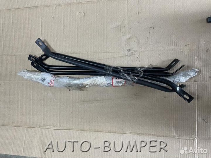 Iveco Stralis Кронштейн крепления верхнего спойлер