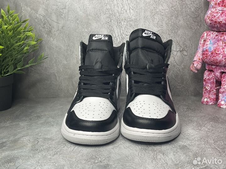 Кроссовки nike air jordan 1