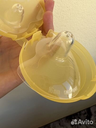 Накладки на грудь medela