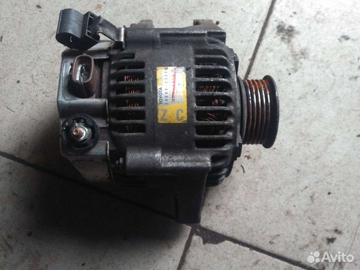 Генератор toyota Corolla