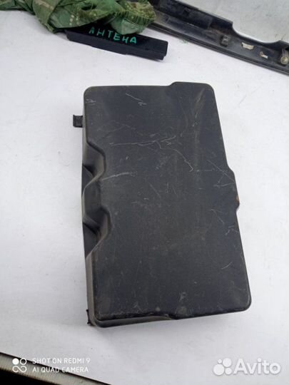 Крышка блока предохранителей Jaguar X-Type