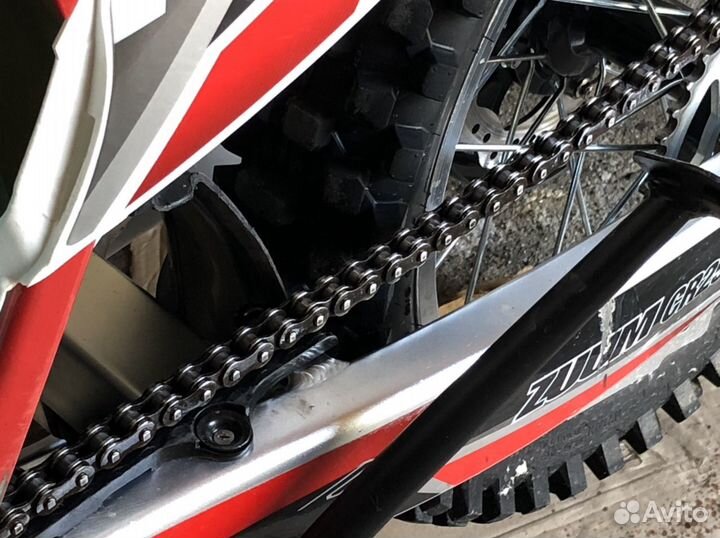 Zuum CR250cb
