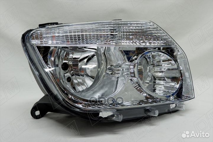 Фара правая Renault Duster 1 2011-2015, светлая