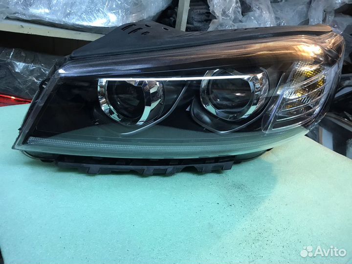 Фара левая Kia Sorento 3 галоген