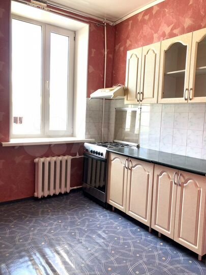 2-к. квартира, 57 м², 3/3 эт.