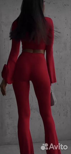 Костюм женский вечерний