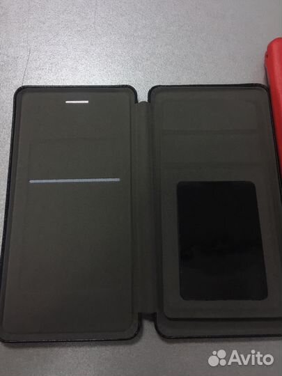 Чехлы универсальные для смартфонов