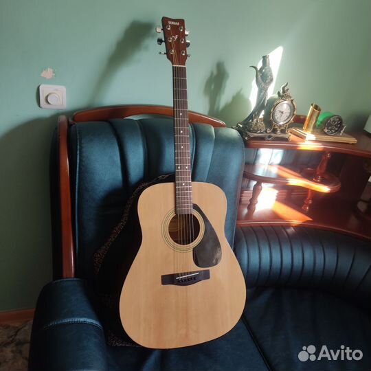 Гитара yamaha