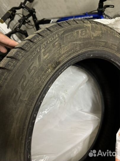 Pirelli Ice Zero 225/55 R18