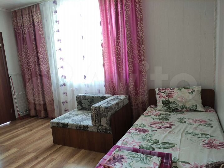 Дом 38 м² на участке 4 сот.