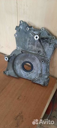 Крышка двигателя om642