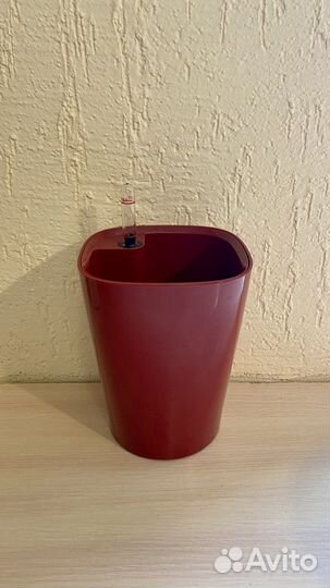 Кашпо с автополивом lechuza