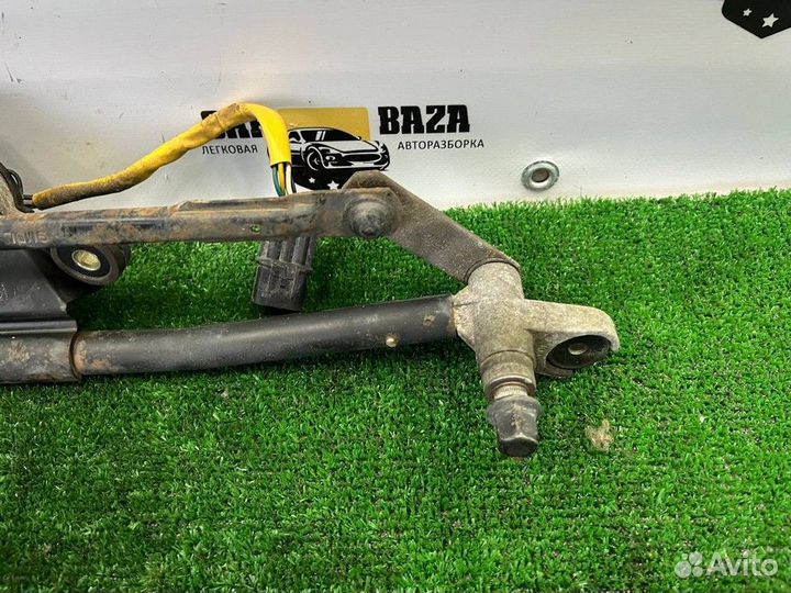 Трапеция стеклоочистителей Hyundai Santa Fe