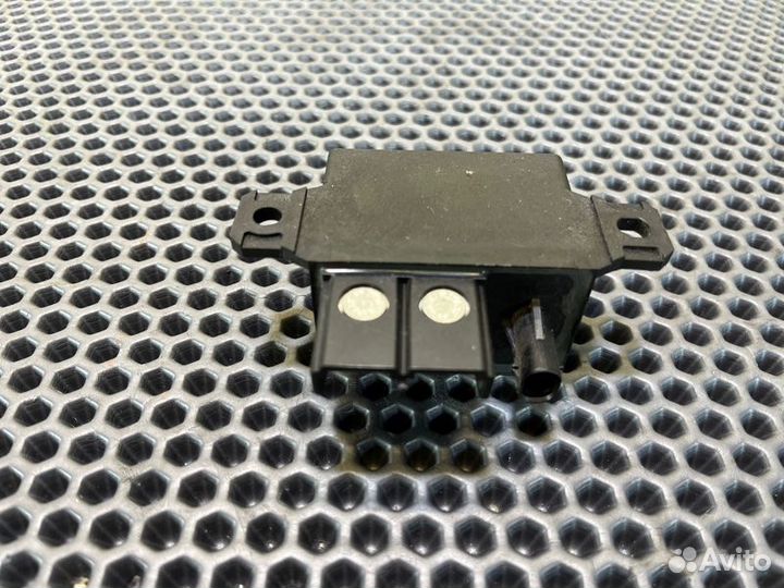 Реле вентилятора Bmw X5 F15 N57D30A 2014