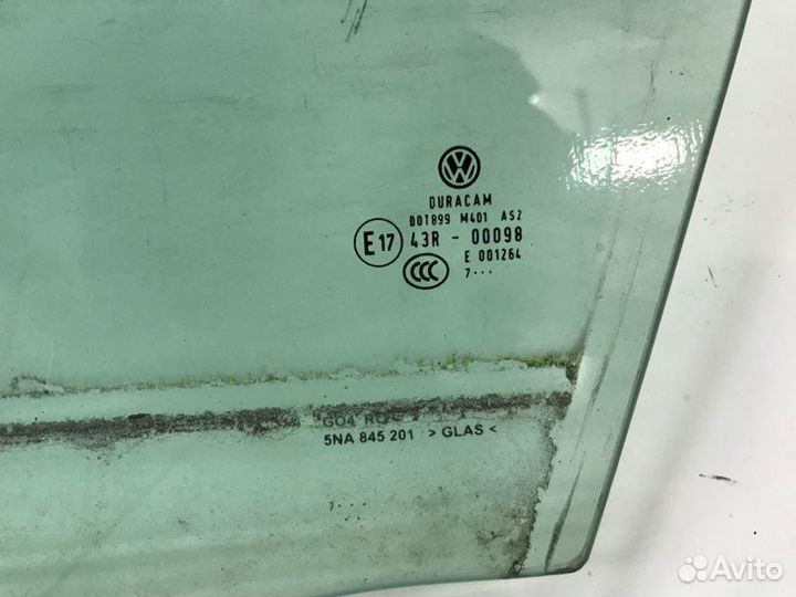 Стекло двери переднее левое Volkswagen Tiguan 2