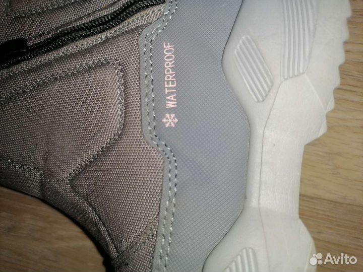 Сапожки для девочки