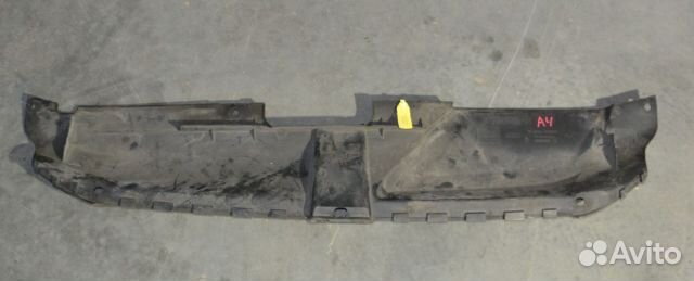 Кожух замка капота Audi / VW A4 IV