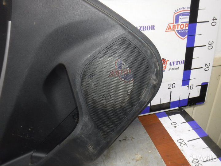 Обшивка двери задняя левая Hyundai Solaris G4FC