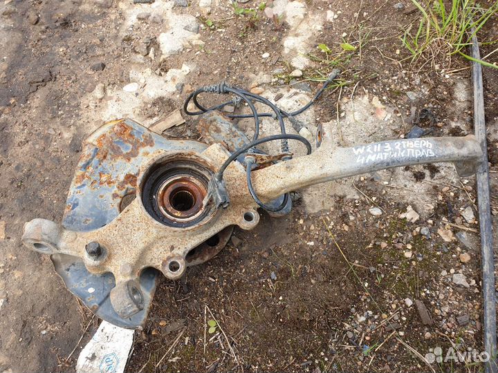 Кулак поворотный передний правый e w211 4 matic e