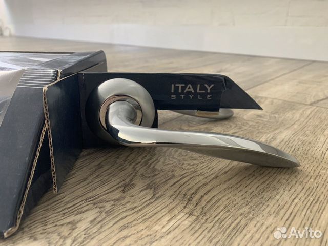 Ручка межкомнатная Apecs Premier H-0579-Z сатин/хр